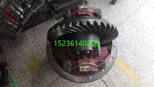 【洛阳压路机差速器】洛阳路通压路机差速器洛建lss323压路机差速器总成